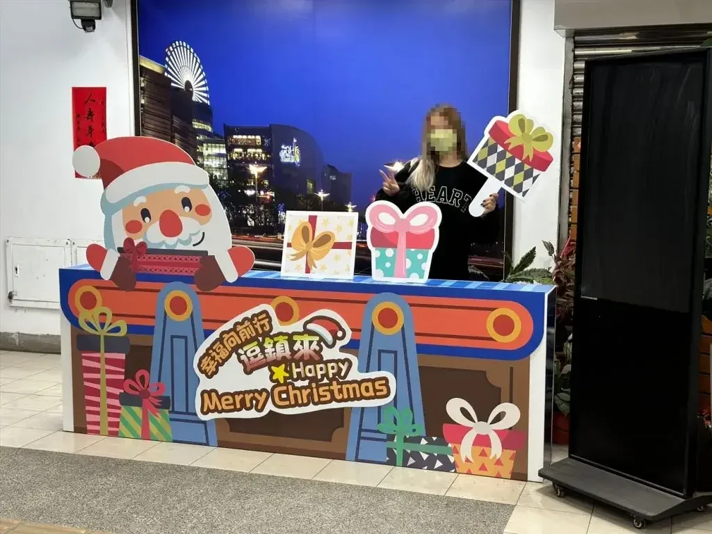 聖誕節拍照背板與節慶佈置,聖誕節佈置、聖誕背板、拍照打卡牆,都市彩繪案例